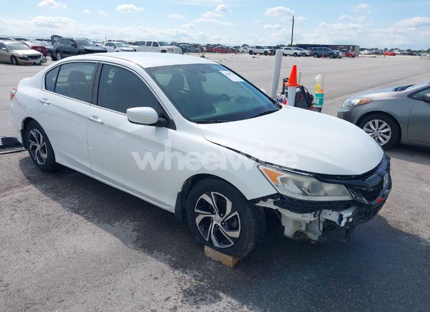 2016 Honda Accord LX (VIN 1HGCR2F38GA118092) main photo