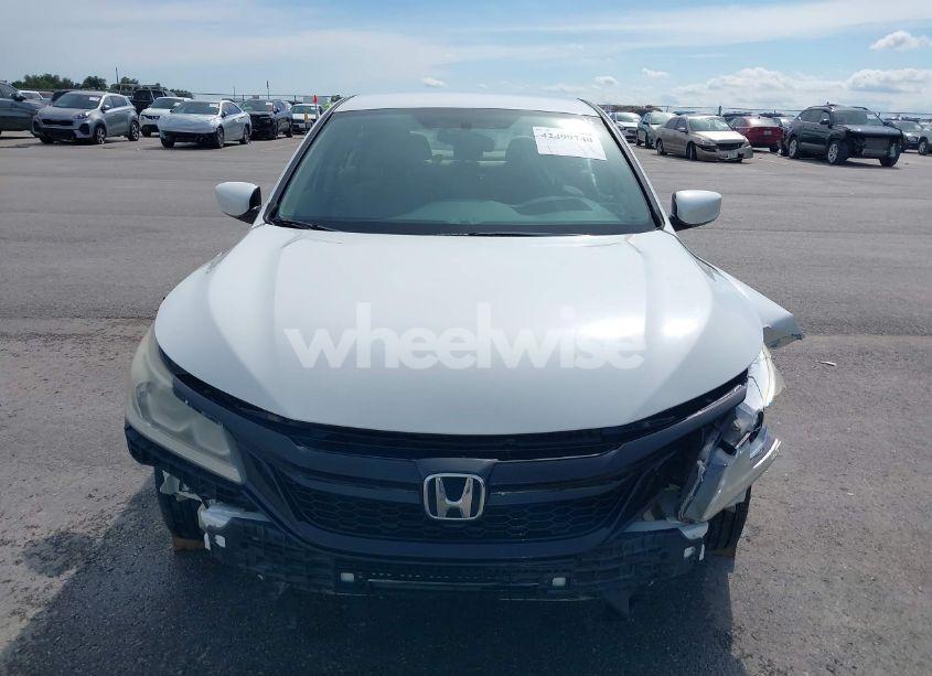 Photo 13 of 2016 Honda Accord LX (VIN 1HGCR2F38GA118092)