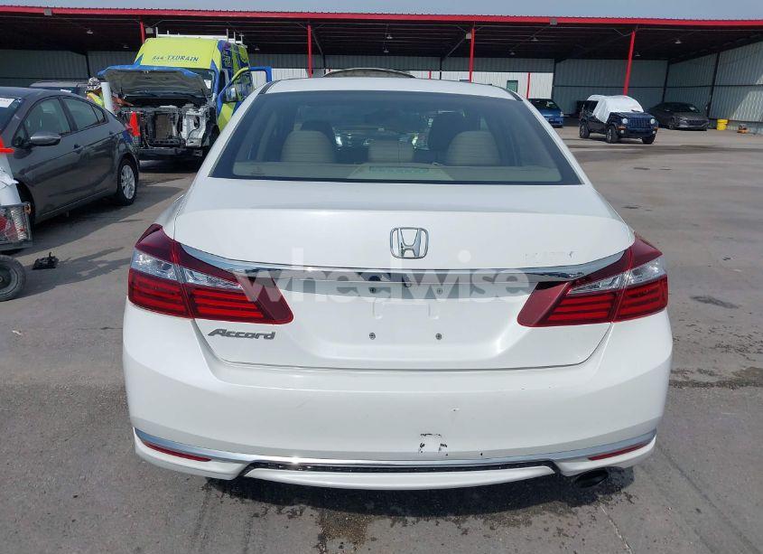 Photo 17 of 2016 Honda Accord LX (VIN 1HGCR2F38GA118092)
