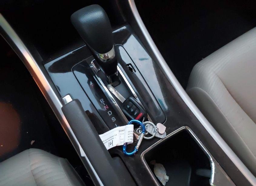 Photo 11 of 2016 Honda Accord LX (VIN 1HGCR2F38GA142022)