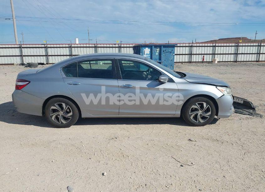 Photo 13 of 2016 Honda Accord LX (VIN 1HGCR2F38GA168233)