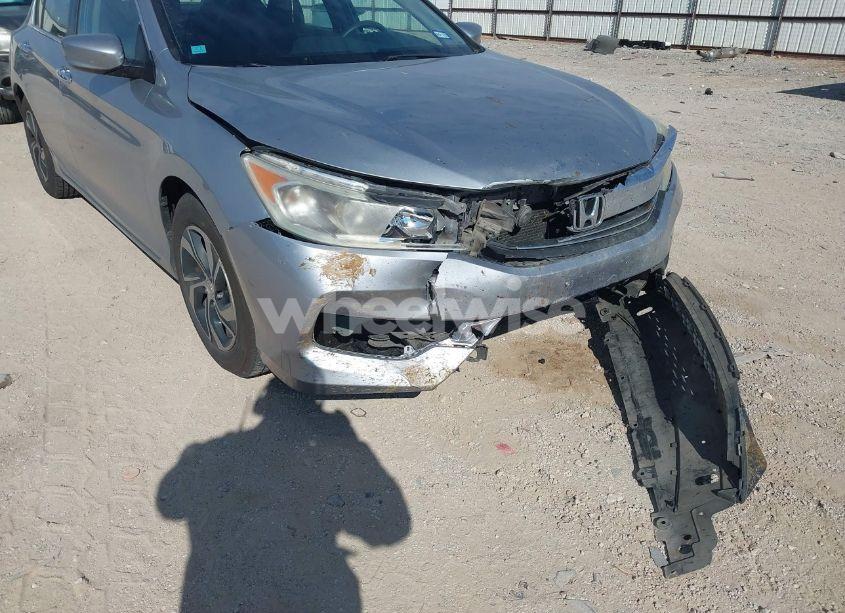 Photo 6 of 2016 Honda Accord LX (VIN 1HGCR2F38GA168233)