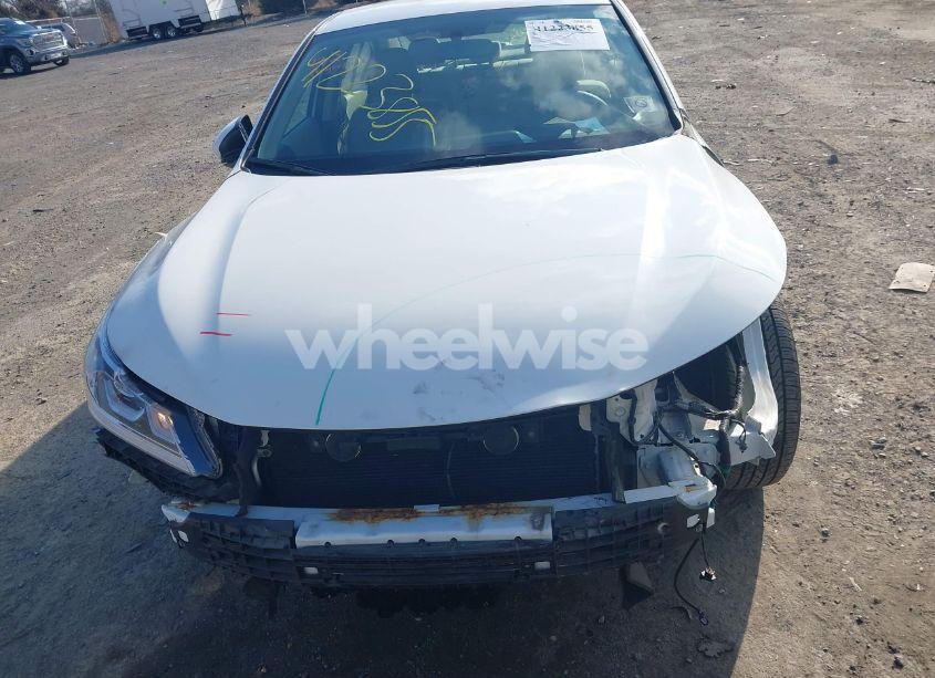 Photo 13 of 2016 Honda Accord LX (VIN 1HGCR2F38GA169401)