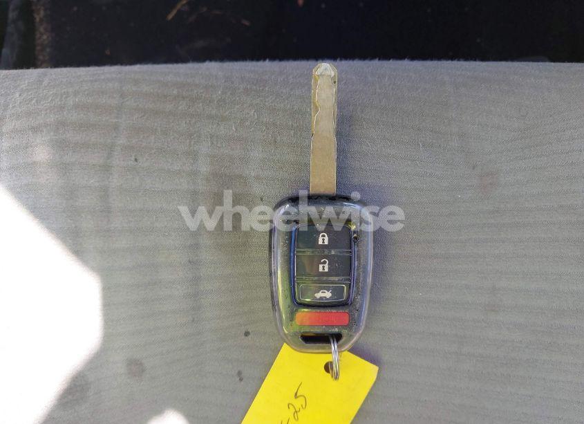 Photo 11 of 2016 Honda Accord LX (VIN 1HGCR2F38GA174159)