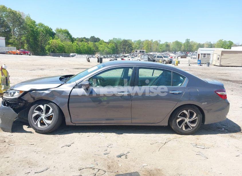 Photo 14 of 2016 Honda Accord LX (VIN 1HGCR2F38GA174159)