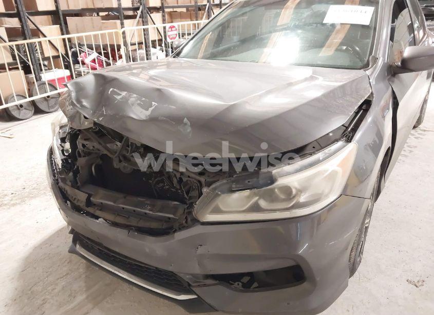 Photo 6 of 2016 Honda Accord LX (VIN 1HGCR2F38GA194363)