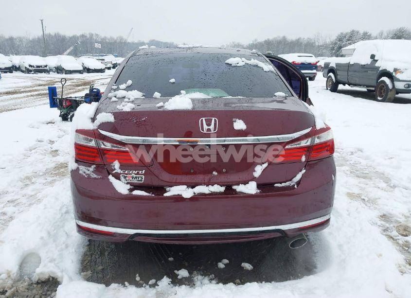 Photo 16 of 2016 Honda Accord LX (VIN 1HGCR2F38GA205524)
