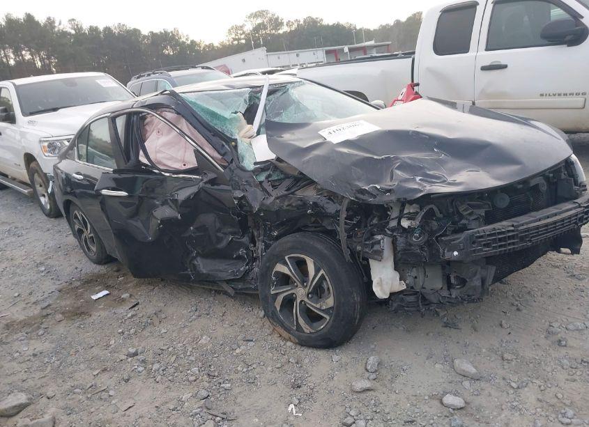 2017 Honda Accord LX (VIN 1HGCR2F38HA001811) main photo