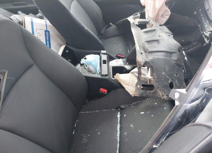 Photo 5 of 2017 Honda Accord LX (VIN 1HGCR2F38HA001811)