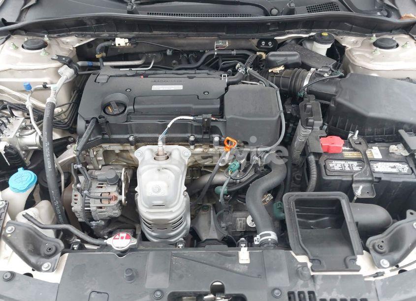 Photo 10 of 2017 Honda Accord LX (VIN 1HGCR2F38HA087279)