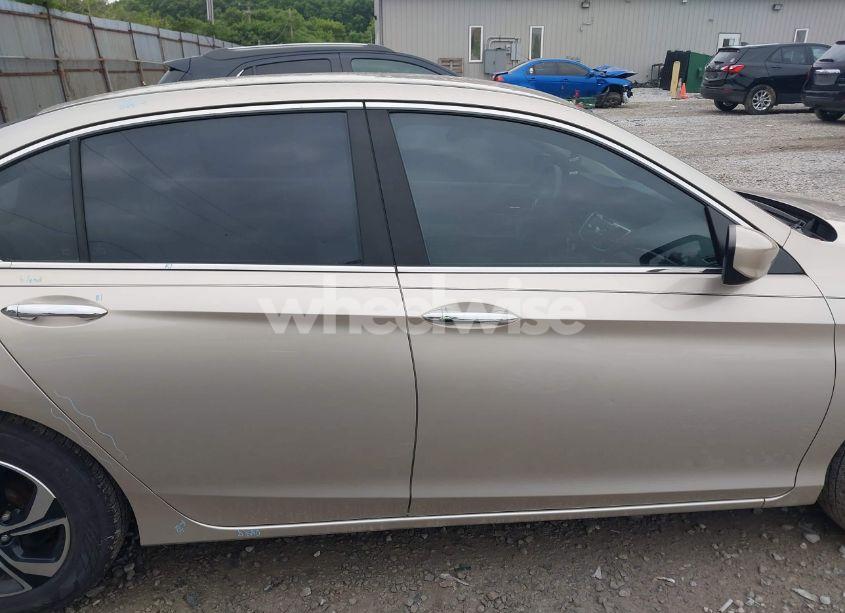 Photo 13 of 2017 Honda Accord LX (VIN 1HGCR2F38HA087279)