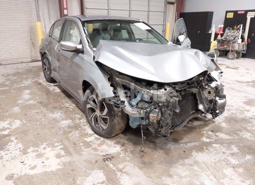 Photo 6 of 2017 Honda Accord LX (VIN 1HGCR2F38HA107062)