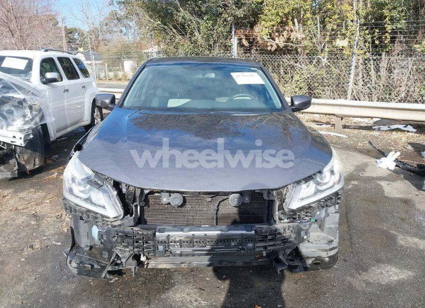 Photo 13 of 2017 Honda Accord LX (VIN 1HGCR2F38HA112732)