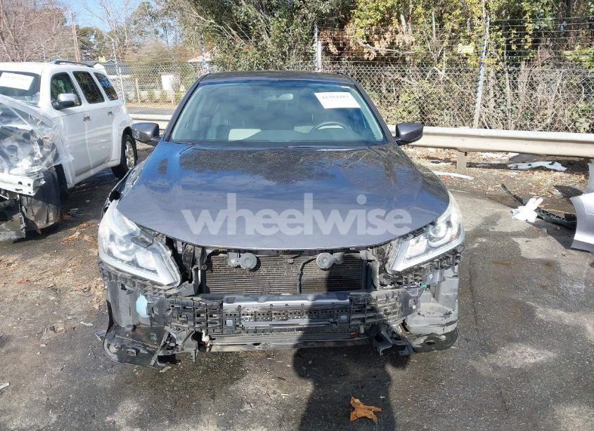 Photo 6 of 2017 Honda Accord LX (VIN 1HGCR2F38HA112732)