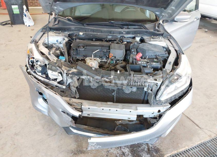 Photo 10 of 2017 Honda Accord LX (VIN 1HGCR2F38HA115016)