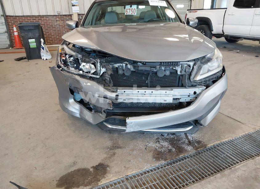 Photo 12 of 2017 Honda Accord LX (VIN 1HGCR2F38HA115016)