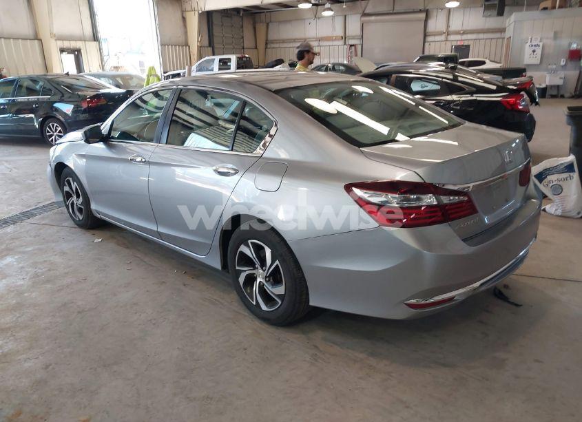 Photo 3 of 2017 Honda Accord LX (VIN 1HGCR2F38HA115016)