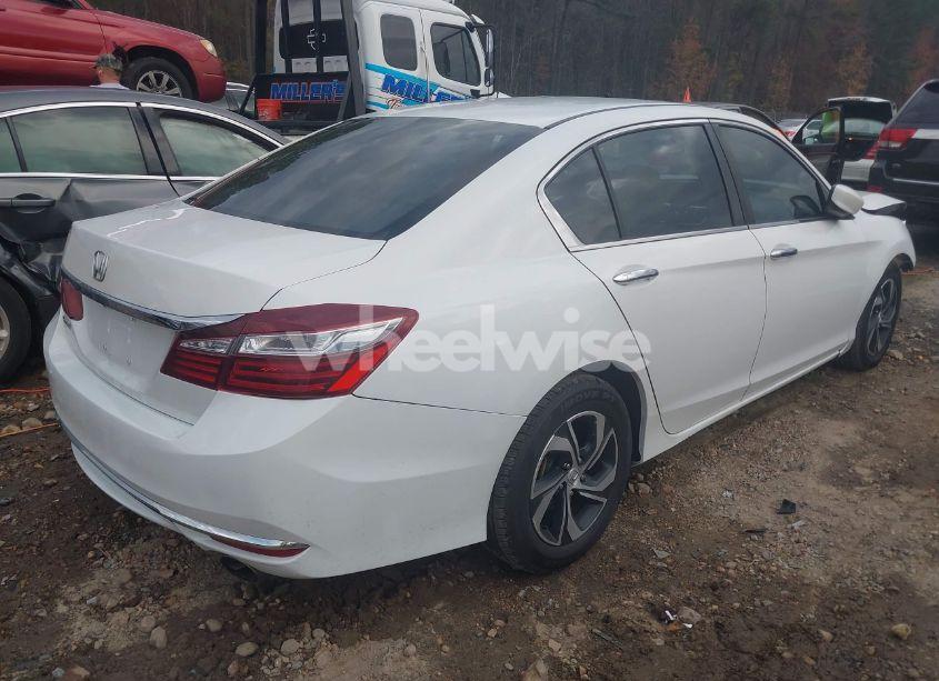 Photo 4 of 2017 Honda Accord LX (VIN 1HGCR2F38HA140725)