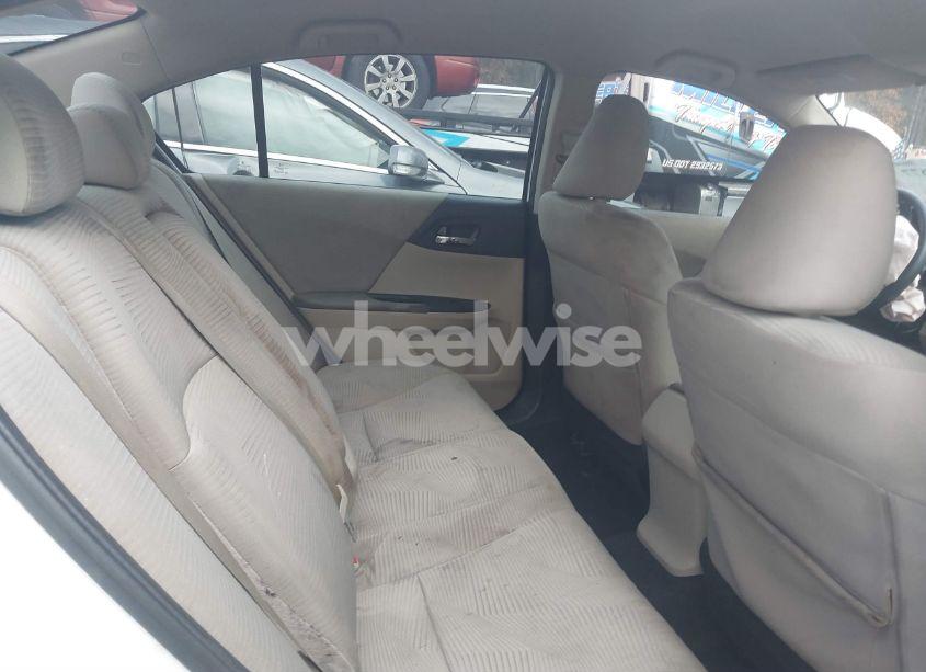 Photo 8 of 2017 Honda Accord LX (VIN 1HGCR2F38HA140725)