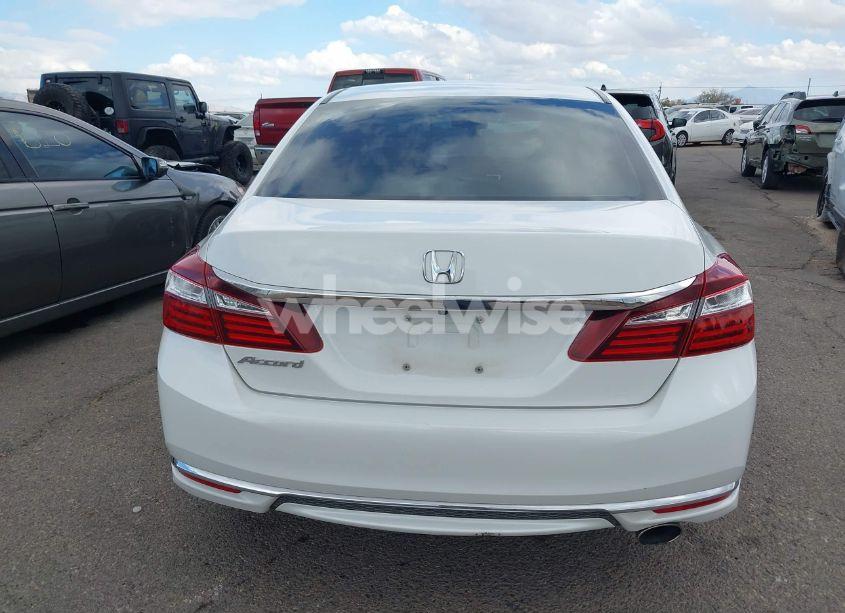 Photo 16 of 2017 Honda Accord LX (VIN 1HGCR2F38HA158397)