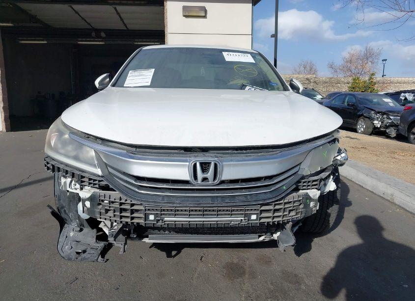 Photo 13 of 2017 Honda Accord LX (VIN 1HGCR2F38HA165902)