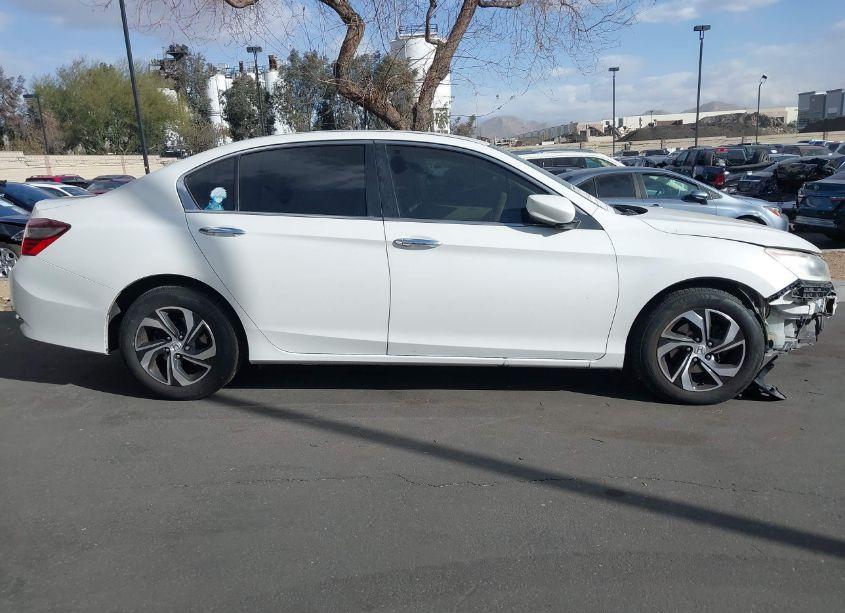 Photo 14 of 2017 Honda Accord LX (VIN 1HGCR2F38HA165902)