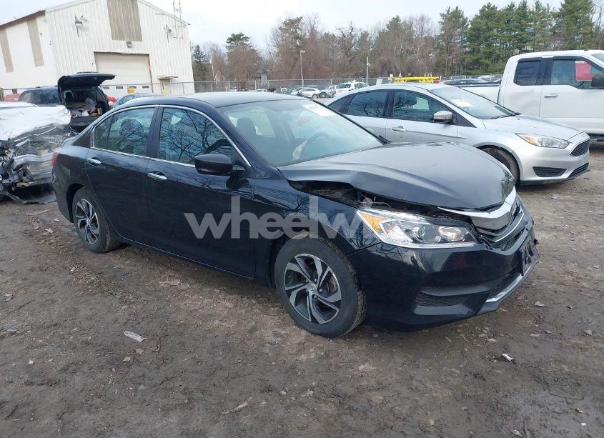 2017 Honda Accord LX (VIN 1HGCR2F38HA181954) main photo