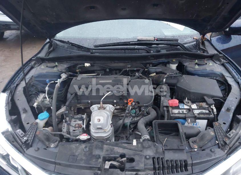 Photo 10 of 2017 Honda Accord LX (VIN 1HGCR2F38HA209607)