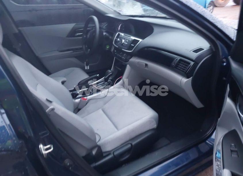 Photo 5 of 2017 Honda Accord LX (VIN 1HGCR2F38HA209607)