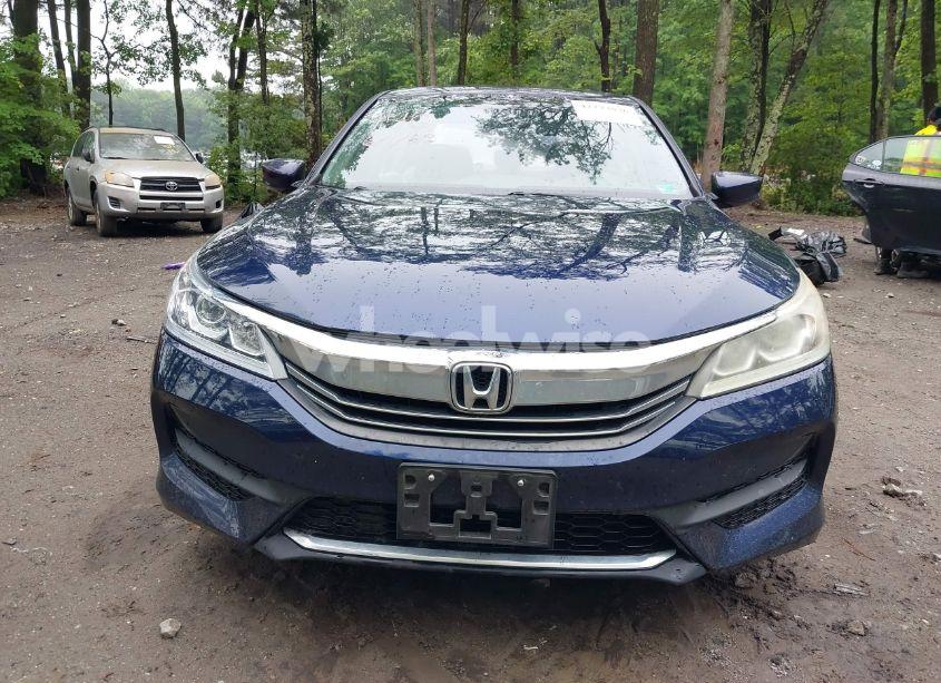 Photo 12 of 2017 Honda Accord LX (VIN 1HGCR2F38HA231459)