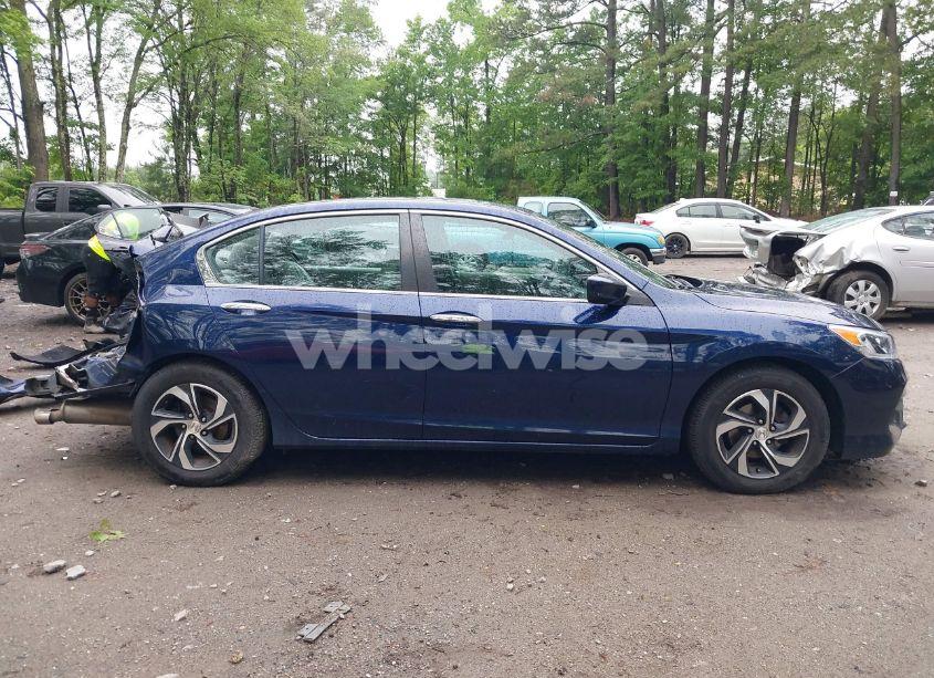 Photo 13 of 2017 Honda Accord LX (VIN 1HGCR2F38HA231459)