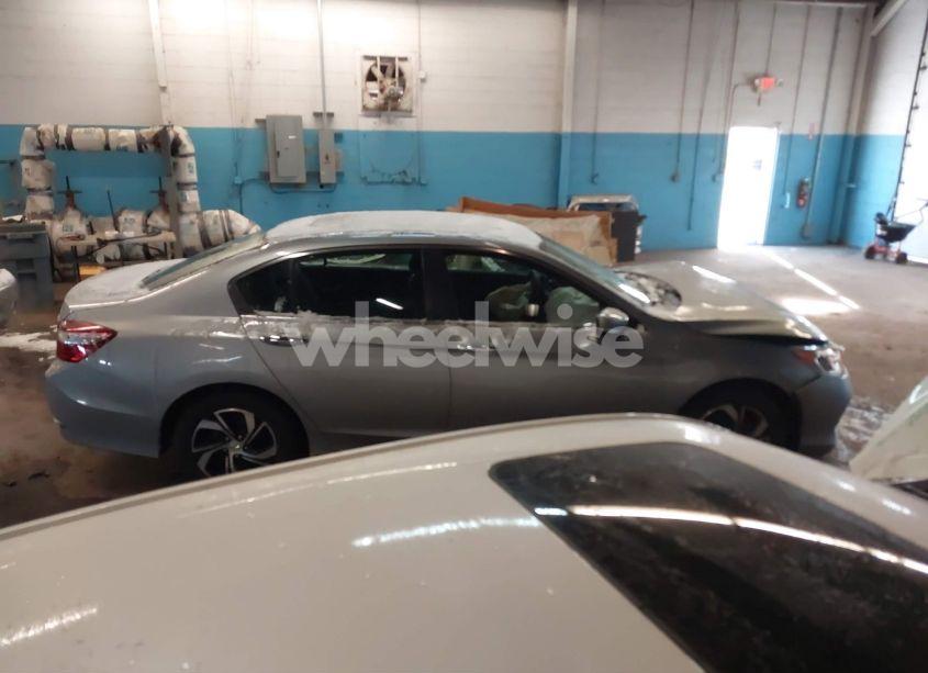 Photo 13 of 2017 Honda Accord LX (VIN 1HGCR2F38HA232630)