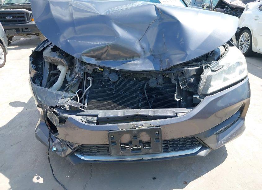 Photo 6 of 2017 Honda Accord LX (VIN 1HGCR2F38HA235432)