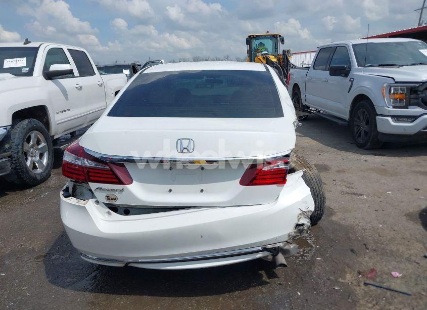 Photo 16 of 2017 Honda Accord LX (VIN 1HGCR2F38HA261450)