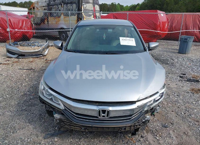 Photo 13 of 2017 Honda Accord LX (VIN 1HGCR2F38HA263831)