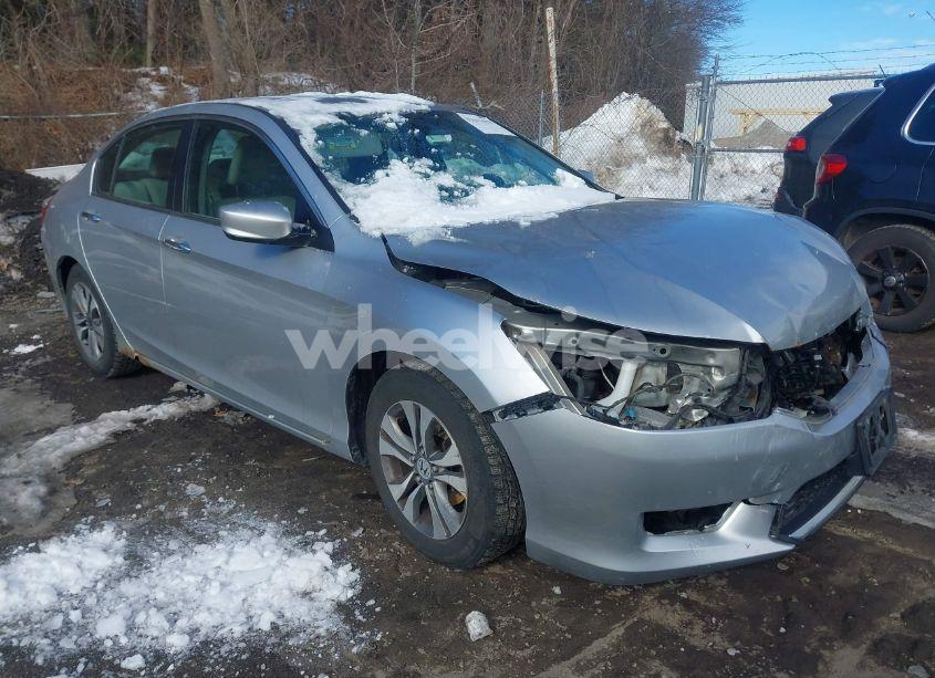 2013 Honda Accord LX (VIN 1HGCR2F39DA069562) main photo