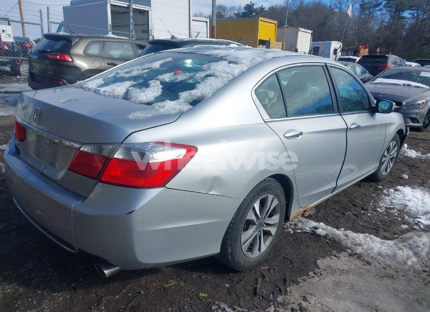 Photo 4 of 2013 Honda Accord LX (VIN 1HGCR2F39DA069562)