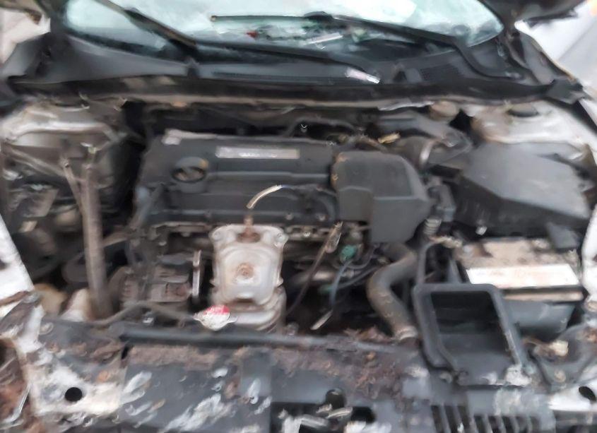 Photo 10 of 2013 Honda Accord LX (VIN 1HGCR2F39DA089634)