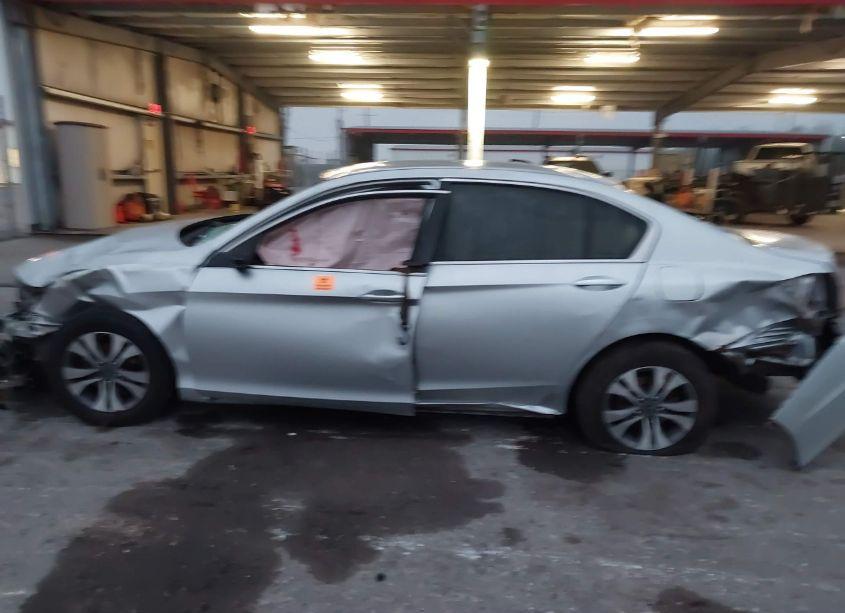 Photo 13 of 2013 Honda Accord LX (VIN 1HGCR2F39DA089634)