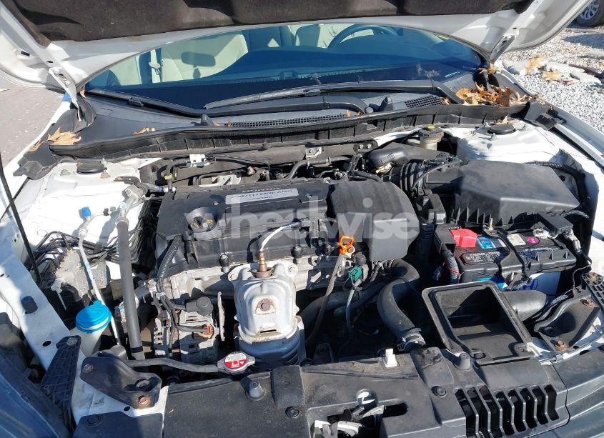 Photo 10 of 2013 Honda Accord LX (VIN 1HGCR2F39DA191130)