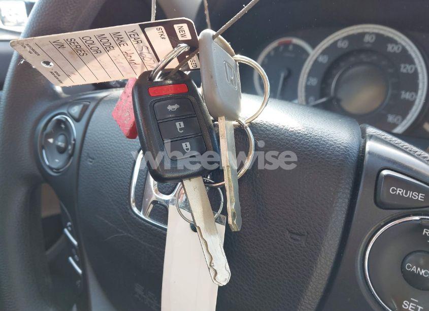 Photo 11 of 2013 Honda Accord LX (VIN 1HGCR2F39DA191130)