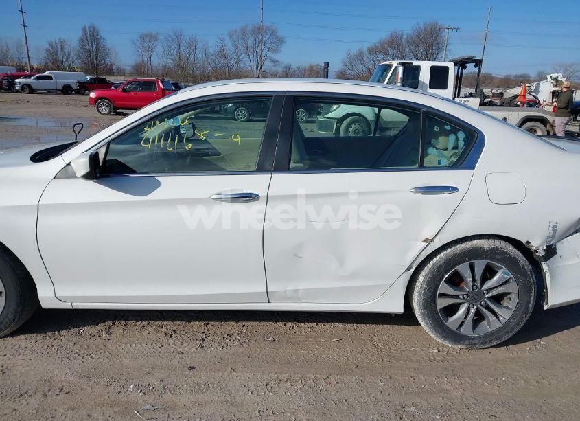 Photo 14 of 2013 Honda Accord LX (VIN 1HGCR2F39DA191130)