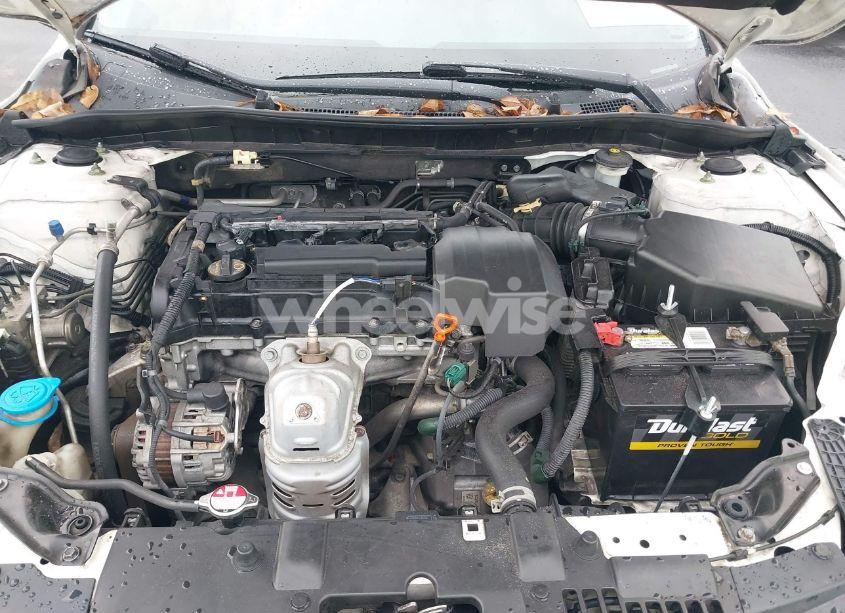 Photo 10 of 2013 Honda Accord LX (VIN 1HGCR2F39DA217385)