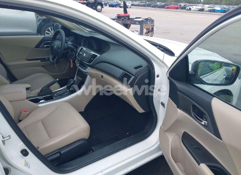 Photo 5 of 2013 Honda Accord LX (VIN 1HGCR2F39DA217385)