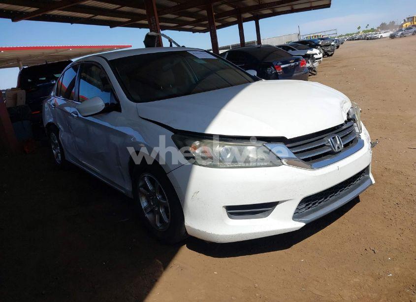 2013 Honda Accord LX (VIN 1HGCR2F39DA274590) main photo