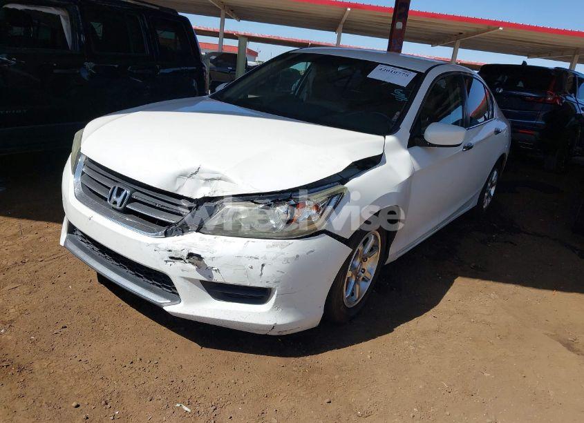 Photo 2 of 2013 Honda Accord LX (VIN 1HGCR2F39DA274590)