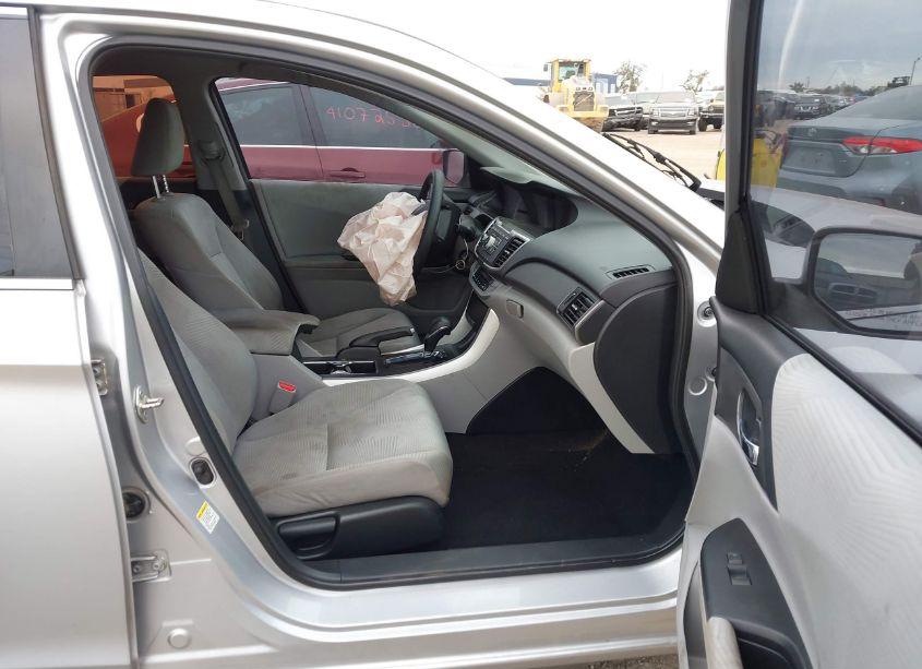 Photo 5 of 2014 Honda Accord LX (VIN 1HGCR2F39EA001957)