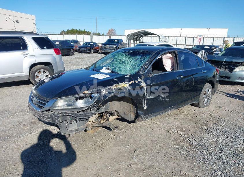 Photo 2 of 2014 Honda Accord LX (VIN 1HGCR2F39EA017236)