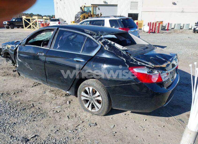 Photo 3 of 2014 Honda Accord LX (VIN 1HGCR2F39EA017236)
