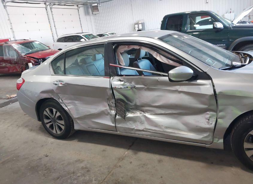 Photo 13 of 2014 Honda Accord LX (VIN 1HGCR2F39EA023845)